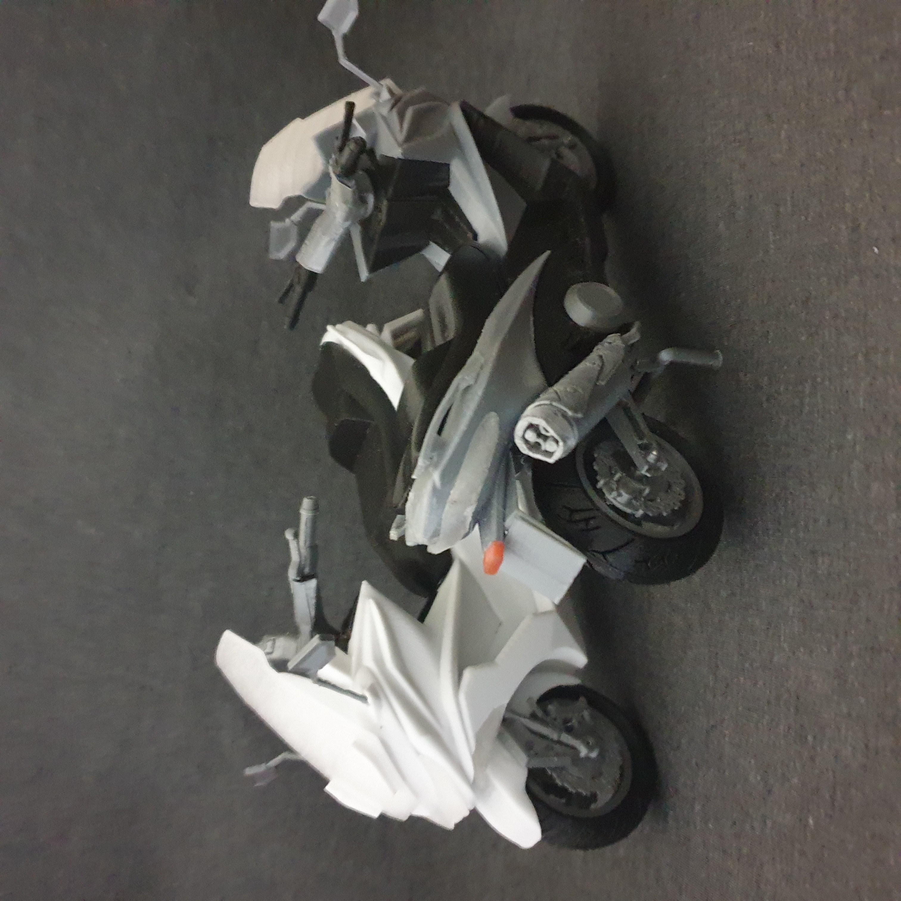 Kymco AK550